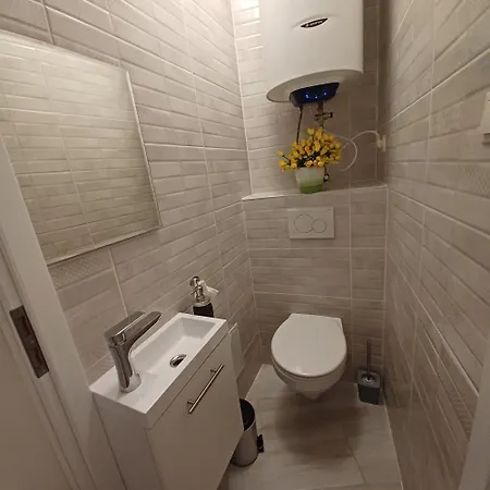 アパート Palace2 *