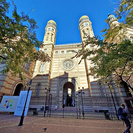 Palace2 * בודפשט